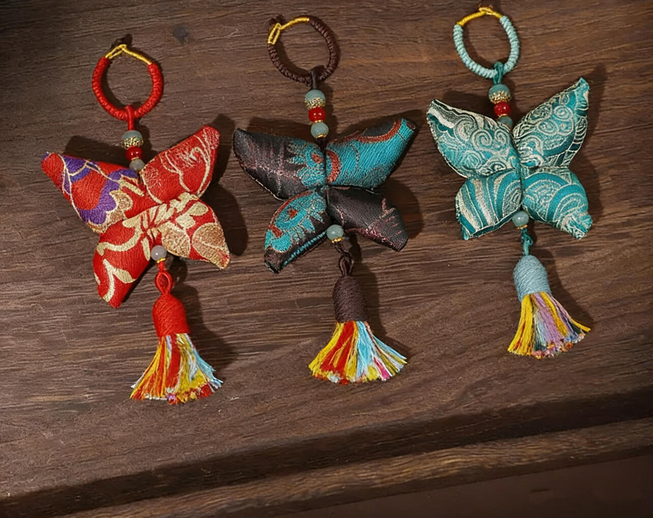 B08:Handmade DIY Song-Style Brocade Butterfly Sachet: Mugwort Mosquito Repellent & Keychain Charm Experience ( Duration 2 hours 16 years old above, fits for ladies better)